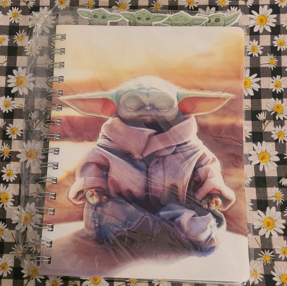 Star Wars The Mandalorian Baby Yoda Grogu Notebook with Dividers NWT